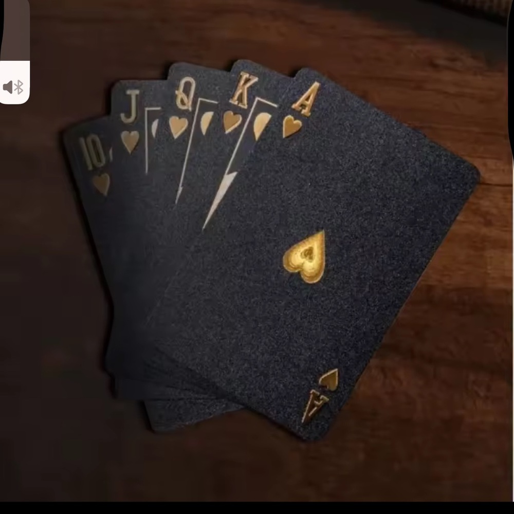 BRAND NEW DECK OF BLACK WATERPROOF ROSE POKER CARDS - Picture 3 of 9
